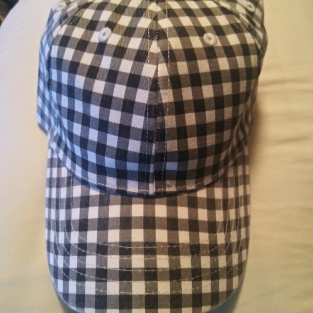 Super cute plaid baseball hat just for women